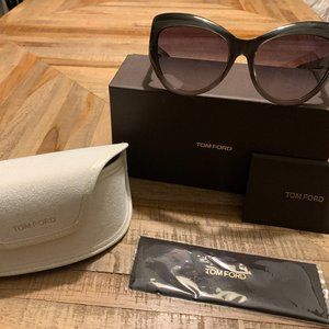 AUTHENTIC TOM FORD BARDOT SUNGLASSES NIB